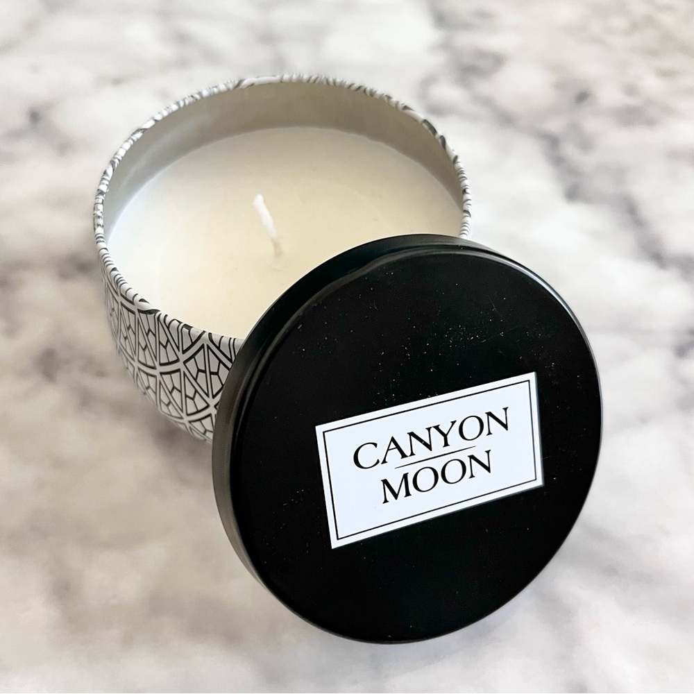 Canyon Moon Vanilla Orchid Candle w/ Juicy Couture Viva La Juicy - Picture 2 of 7